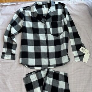 Women's Perfectly Cozy Flannel Pajama Set Stars Above Black White NWT Medium